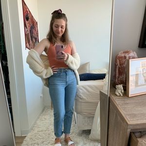 Meet your Posher, Madison